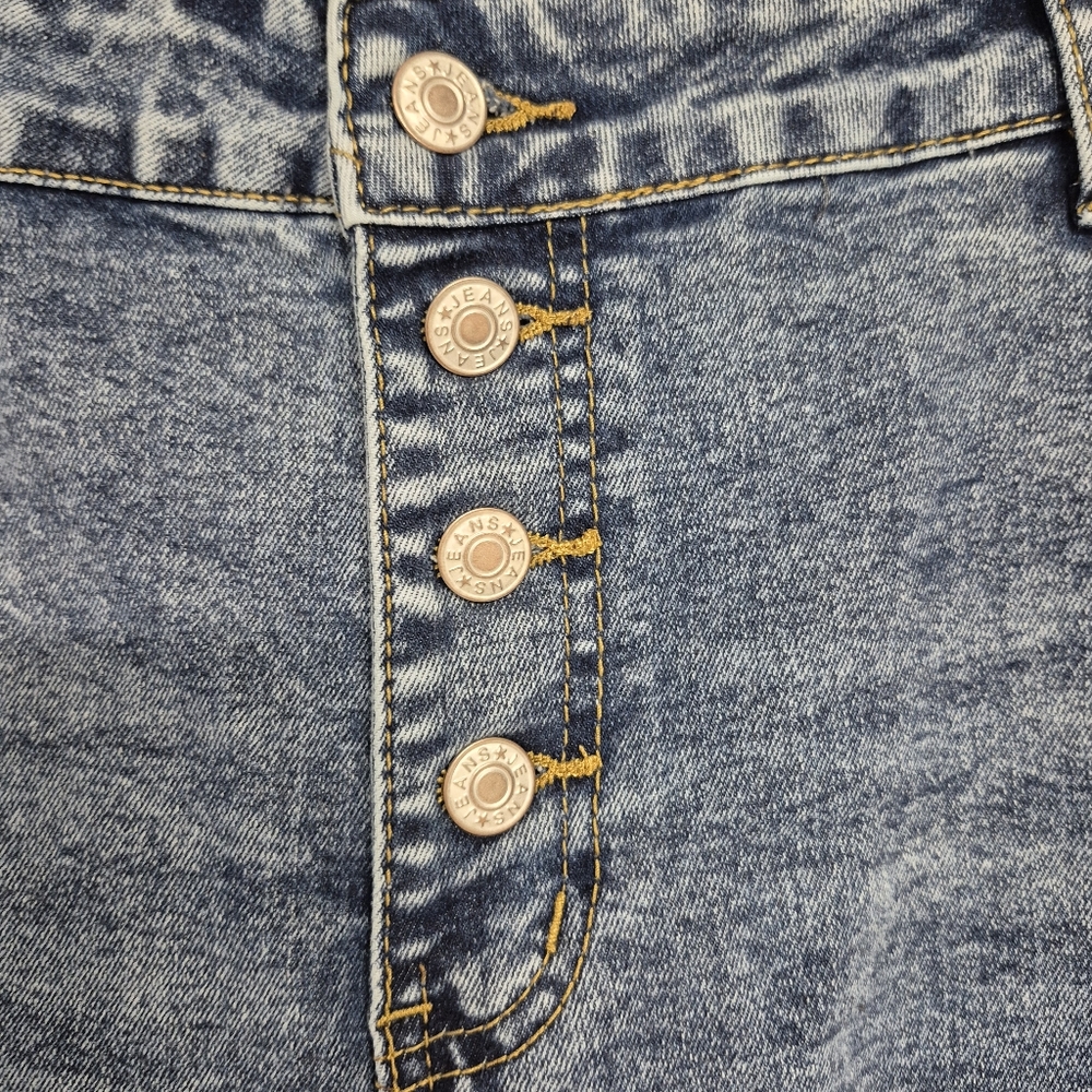 Blue Distressed Cropped Jeans - Picture 6 of 7